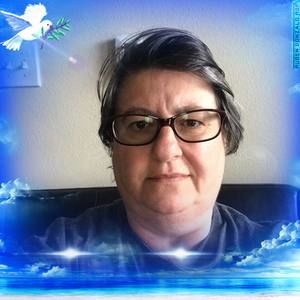 Meet your Posher, Stella